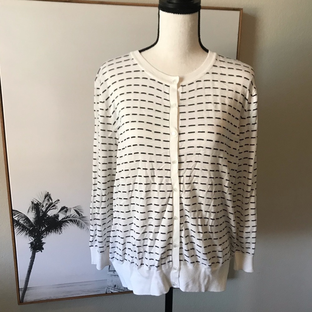 NWT Cable & Gauge White & black sweater cardigan